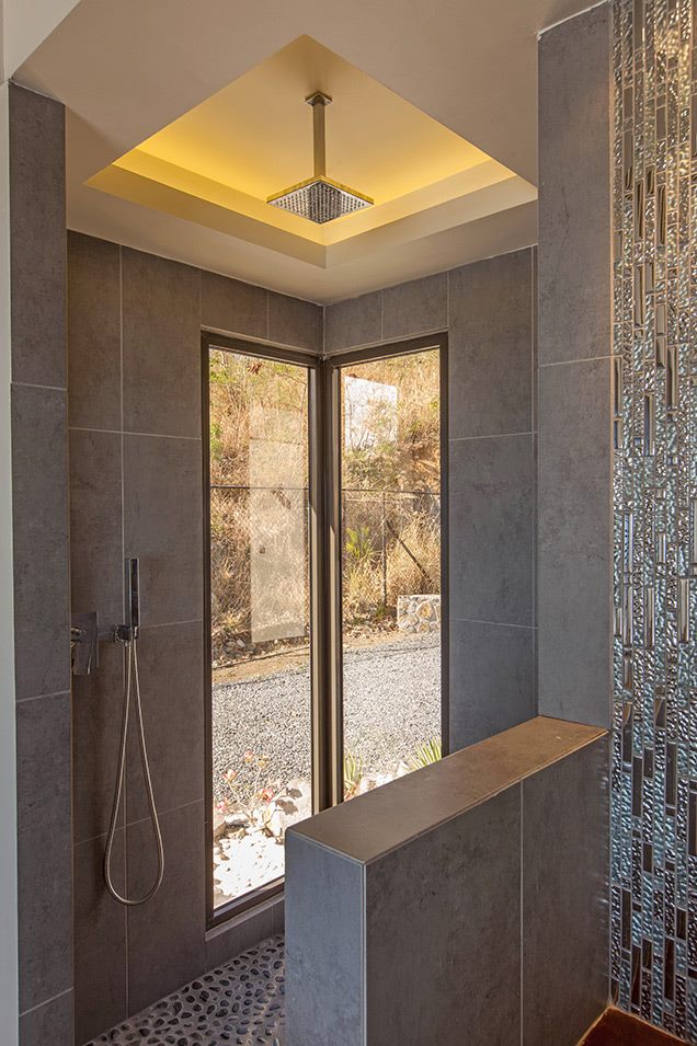 luminaire dans une douche